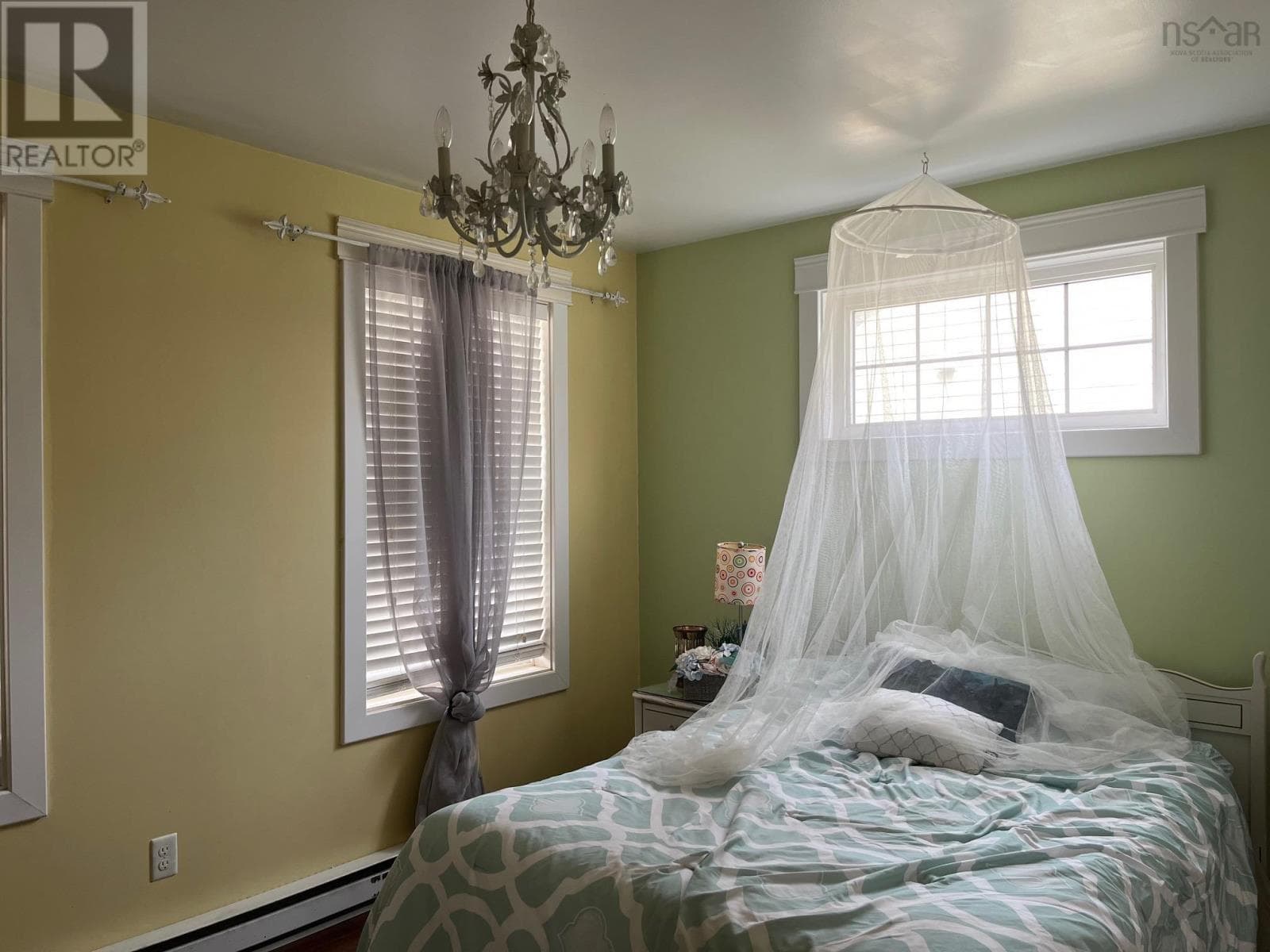 42 ROWAN AVENUE, NSAR — photo 4