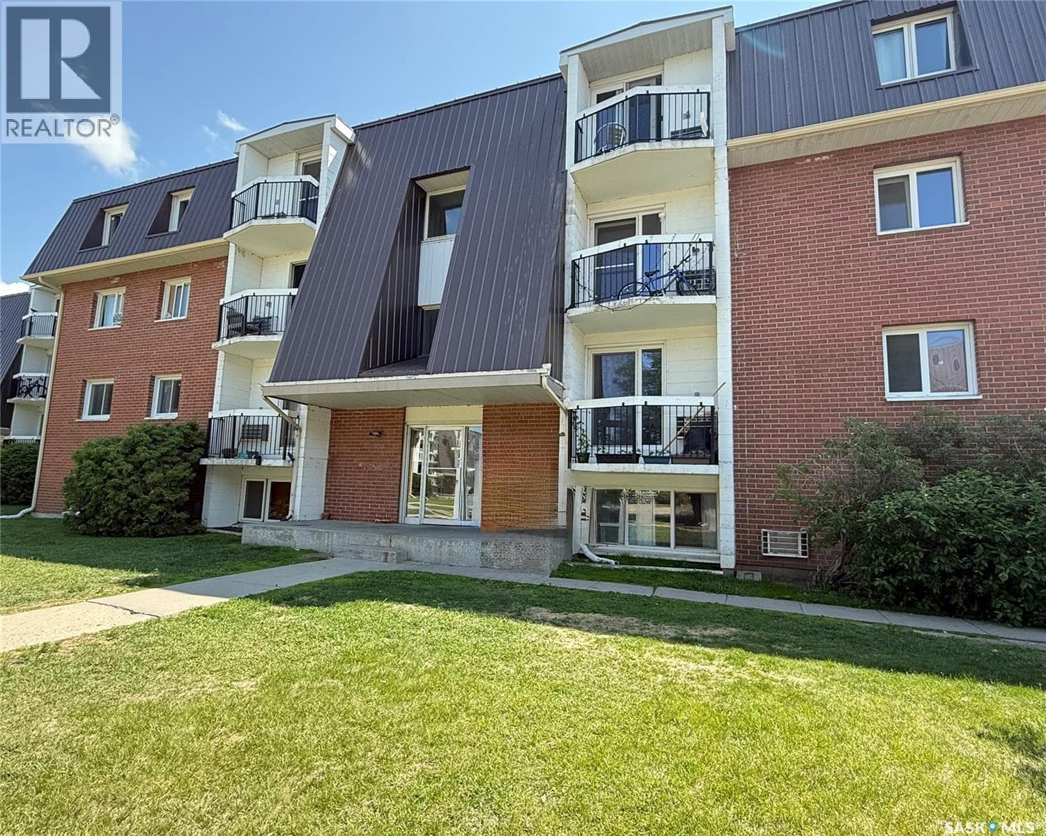 12 47 CENTENNIAL STREET in Hillsdale