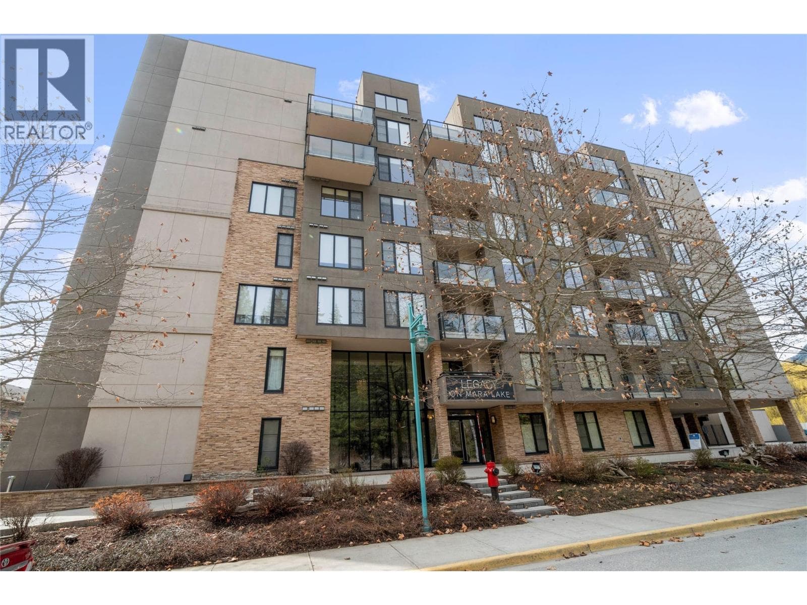 326 MARA LAKE LANE UNIT 401, Interior REALTORS® — photo 5