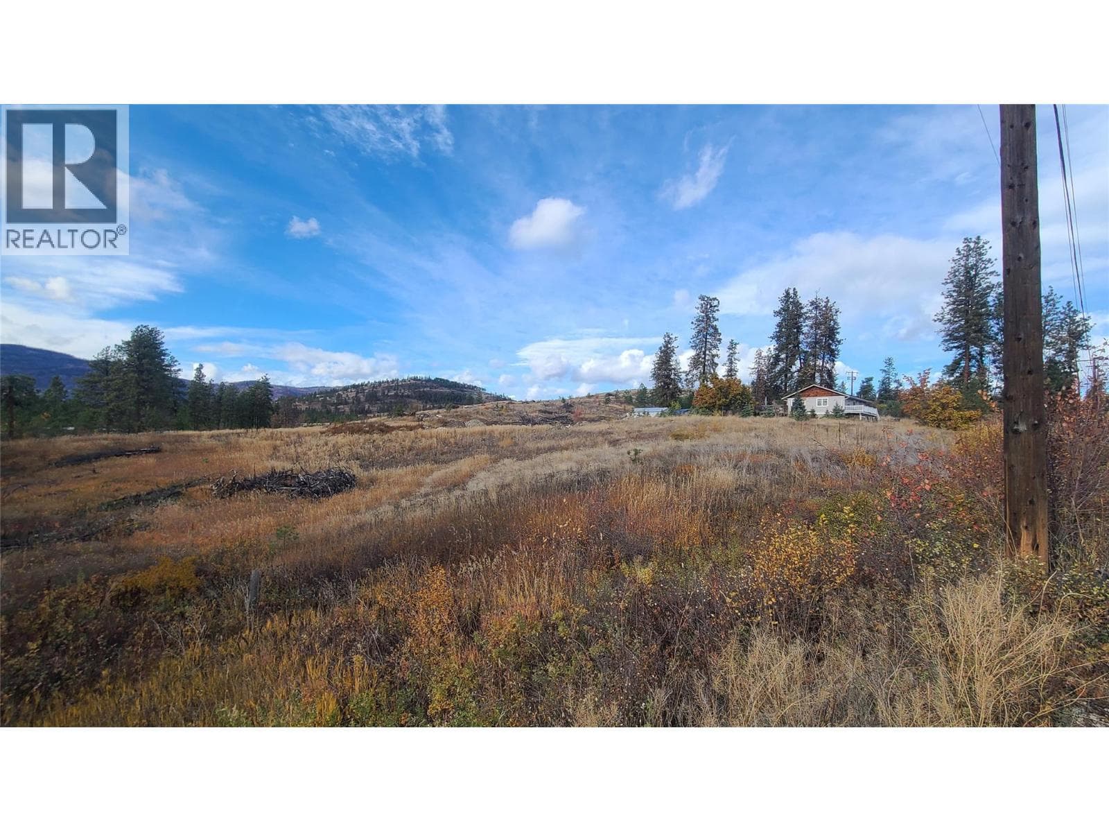2702 GLENMORE ROAD NORTH, Interior REALTORS® — photo 4