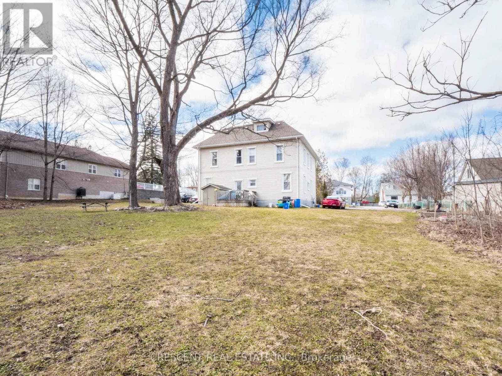 265 BARRIE ROAD, Toronto — photo 3