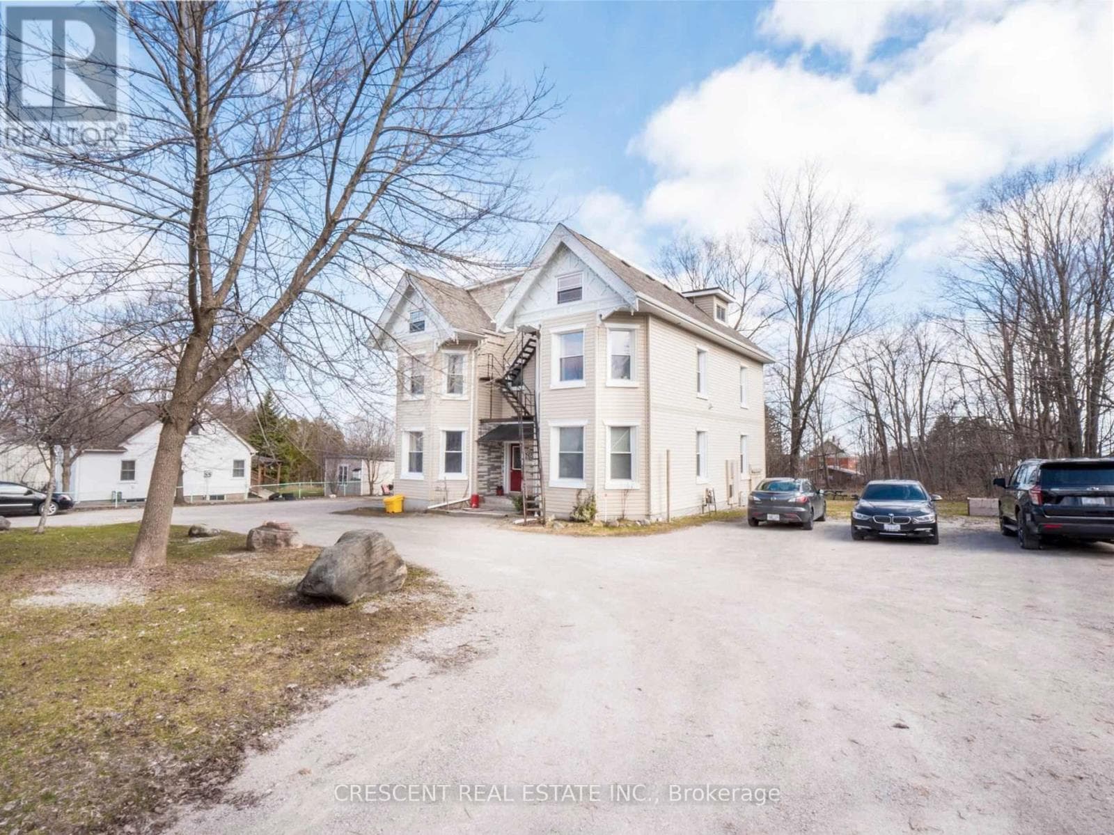 265 BARRIE ROAD, Toronto — photo 5