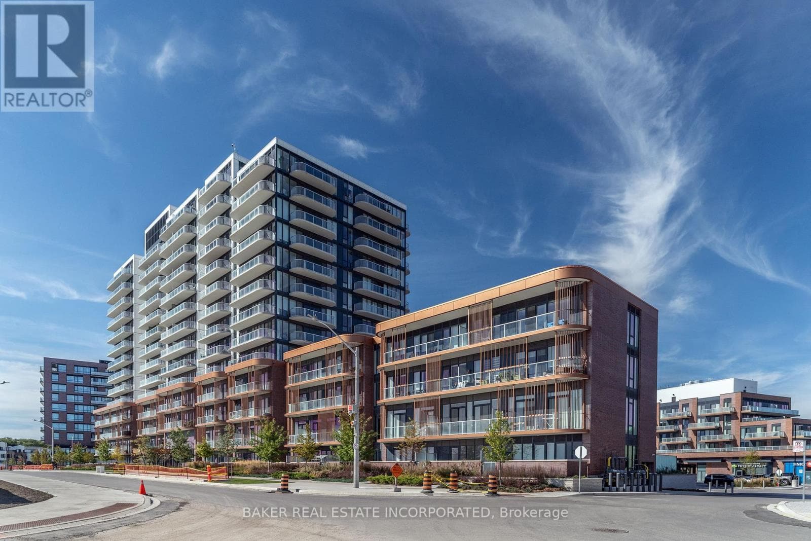 1205 - 220 MISSINNIHE WAY in Port Credit