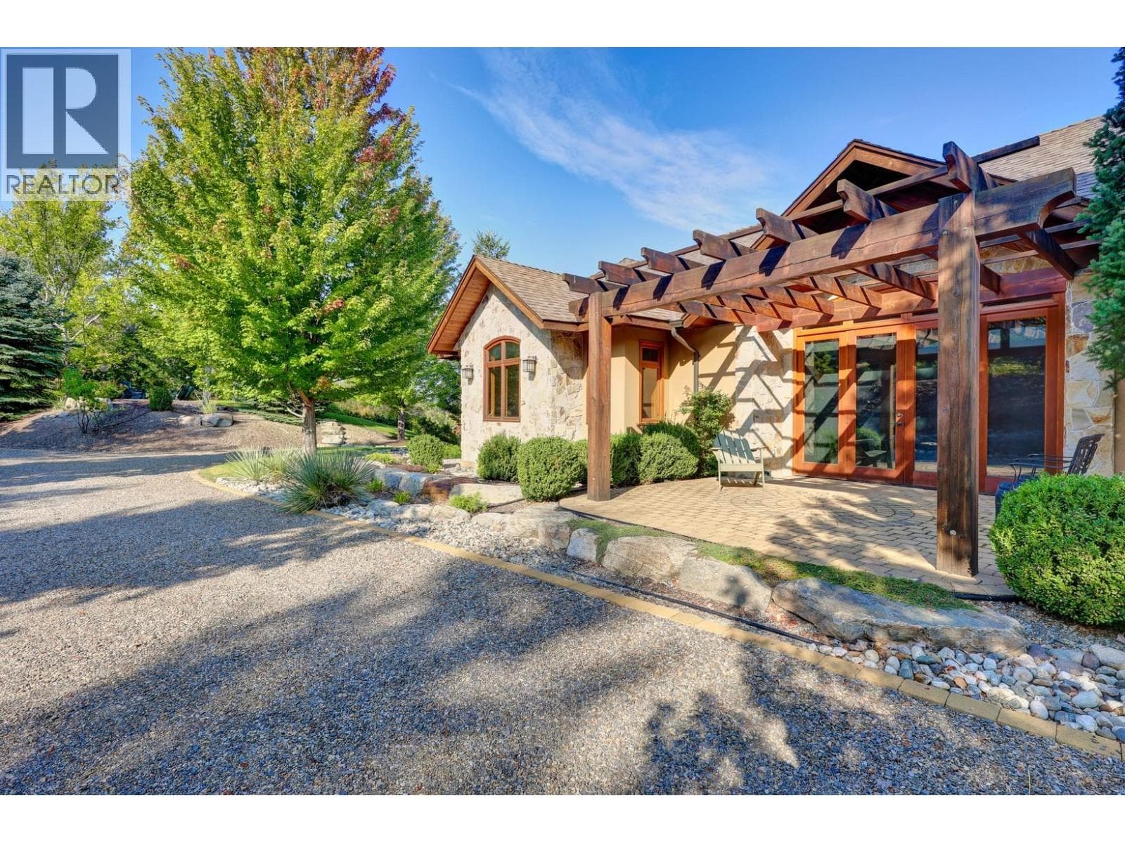 105 TIMBERLINE ROAD, Interior REALTORS® — photo 3