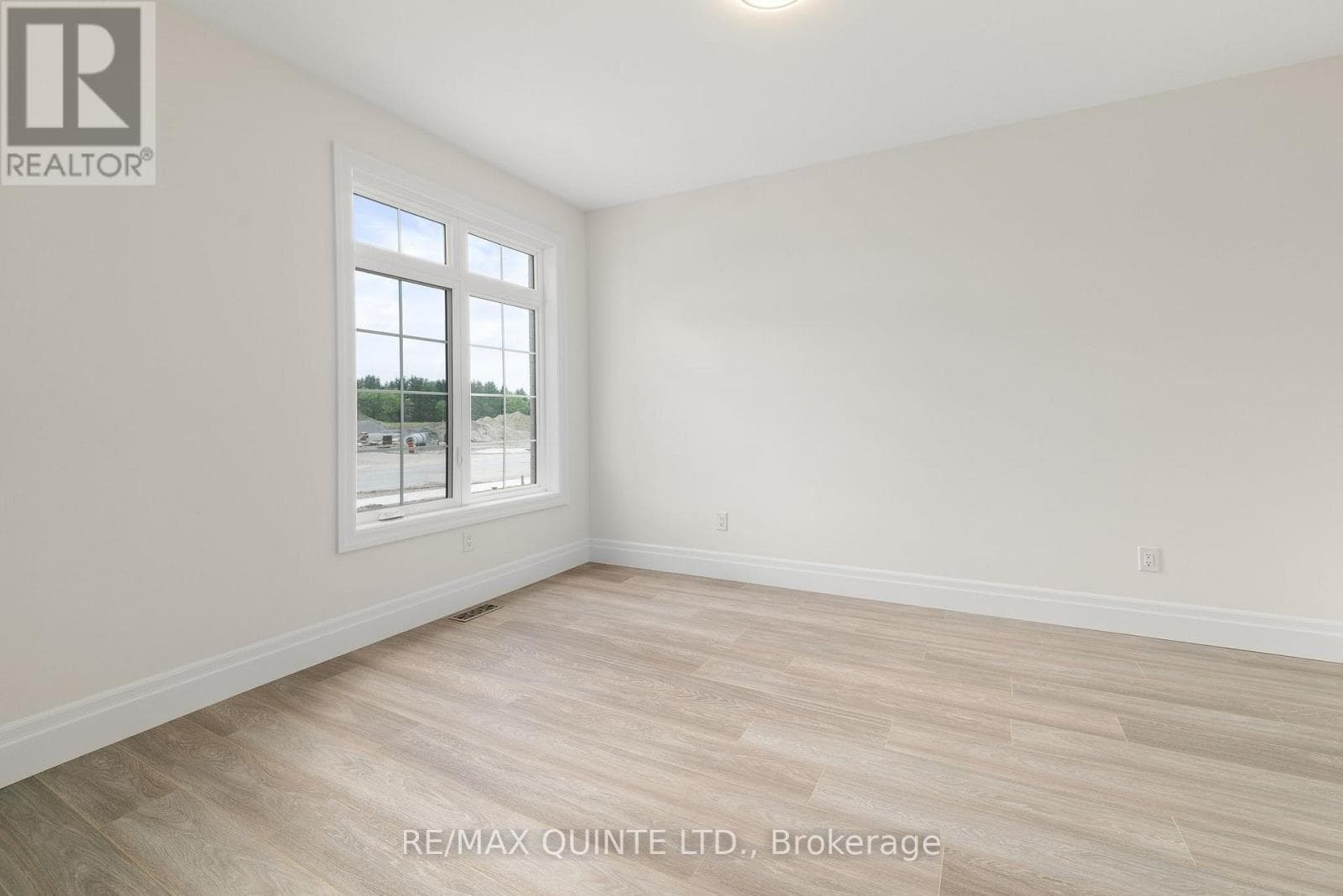 79 GEORGE WRIGHT BOULEVARD, Central Lakes — photo 3