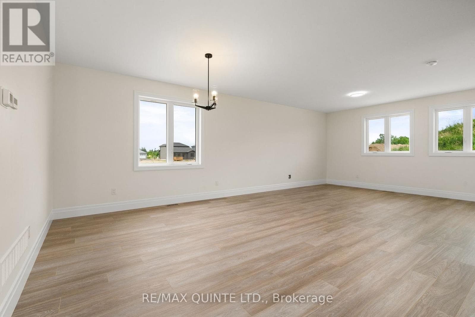 79 GEORGE WRIGHT BOULEVARD, Central Lakes — photo 4