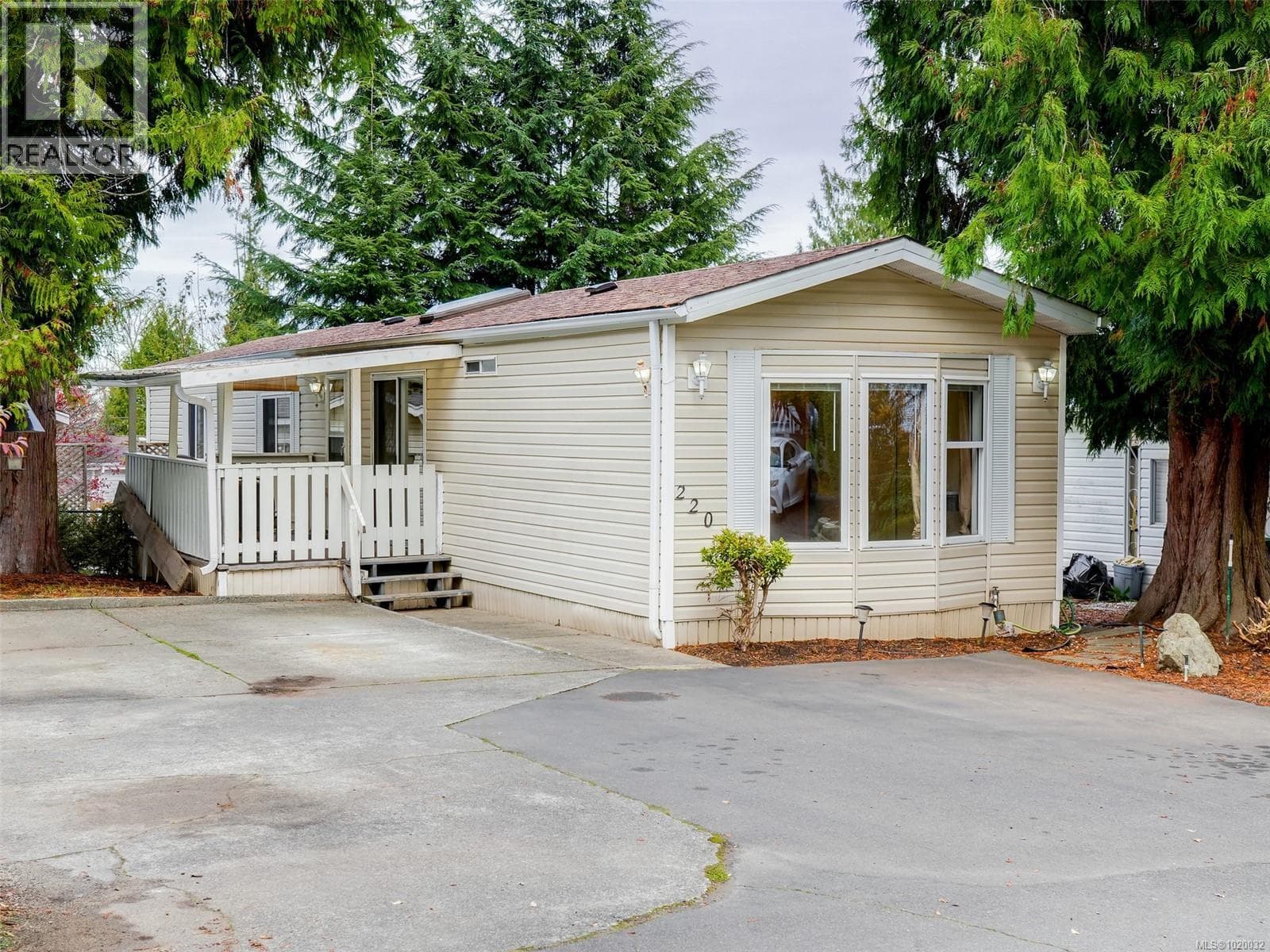 220 2779 Stautw Rd in 