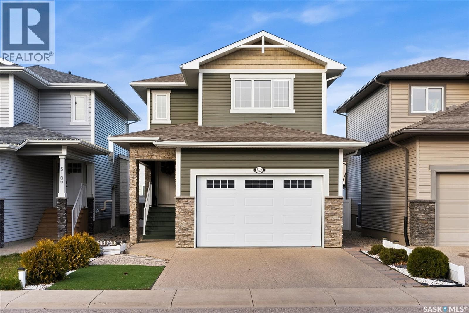 5113 AERIAL CRESCENT in Harbour Landing