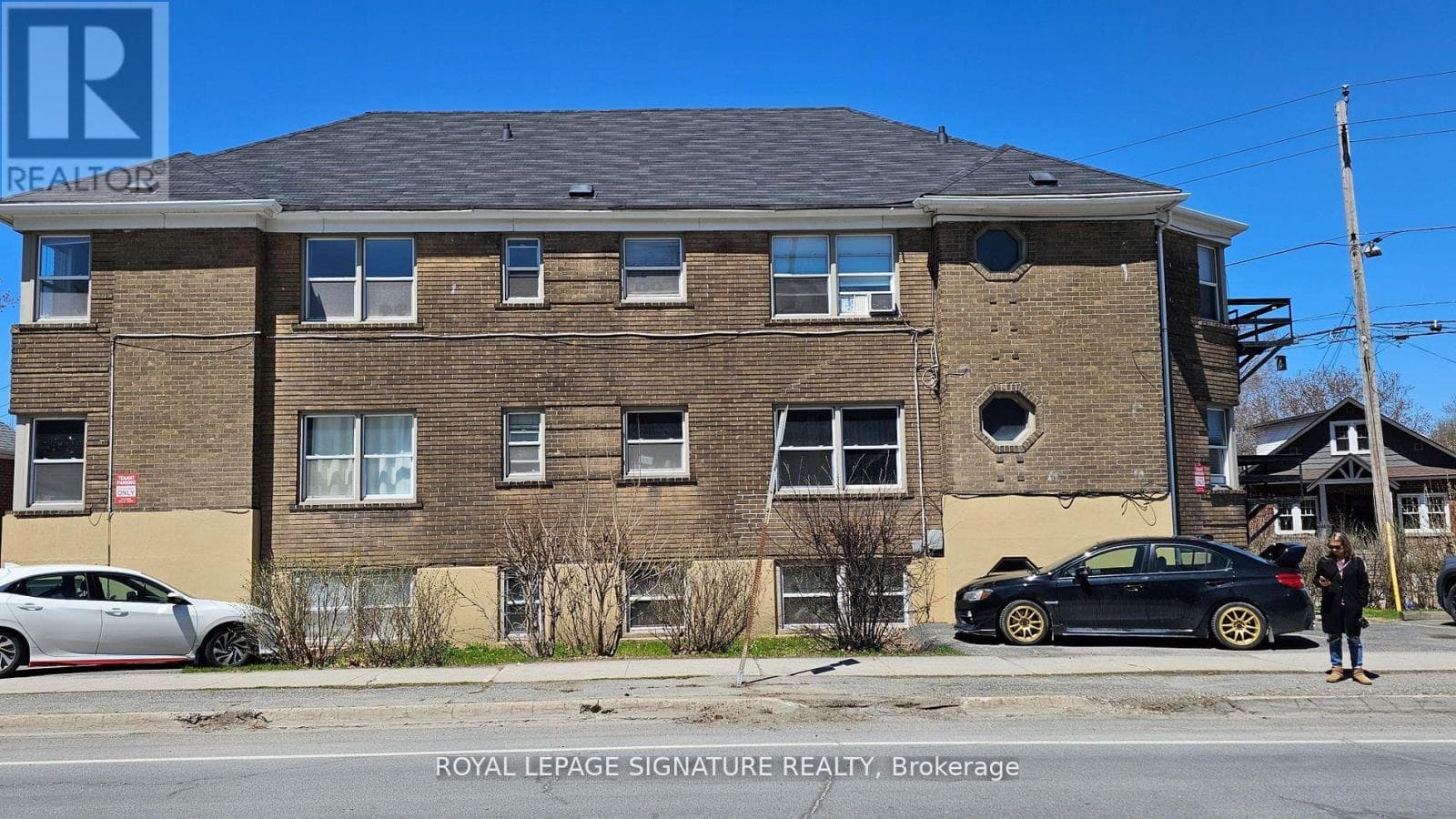 99 DOUGLAS STREET WEST in 