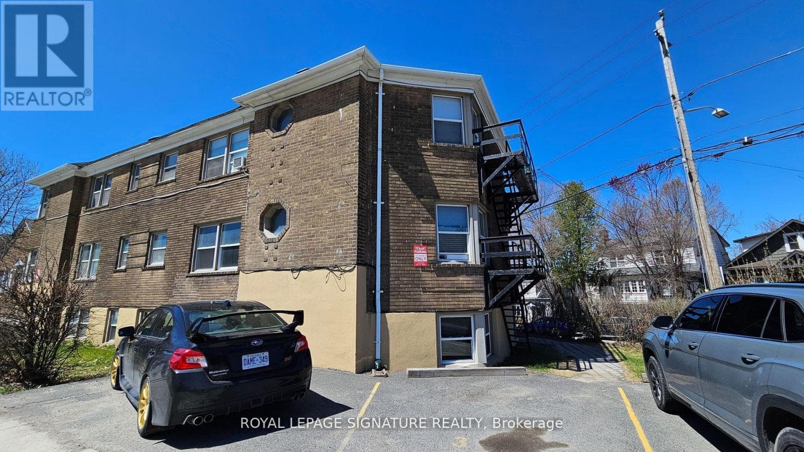 99 DOUGLAS STREET WEST — photo 3