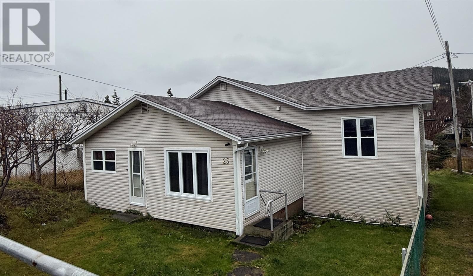 25 Freshwater Crescent, Newfoundland & Labrador — photo 2