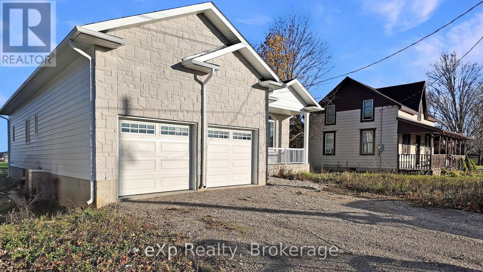 221 FORLER STREET, OnePoint — photo 2
