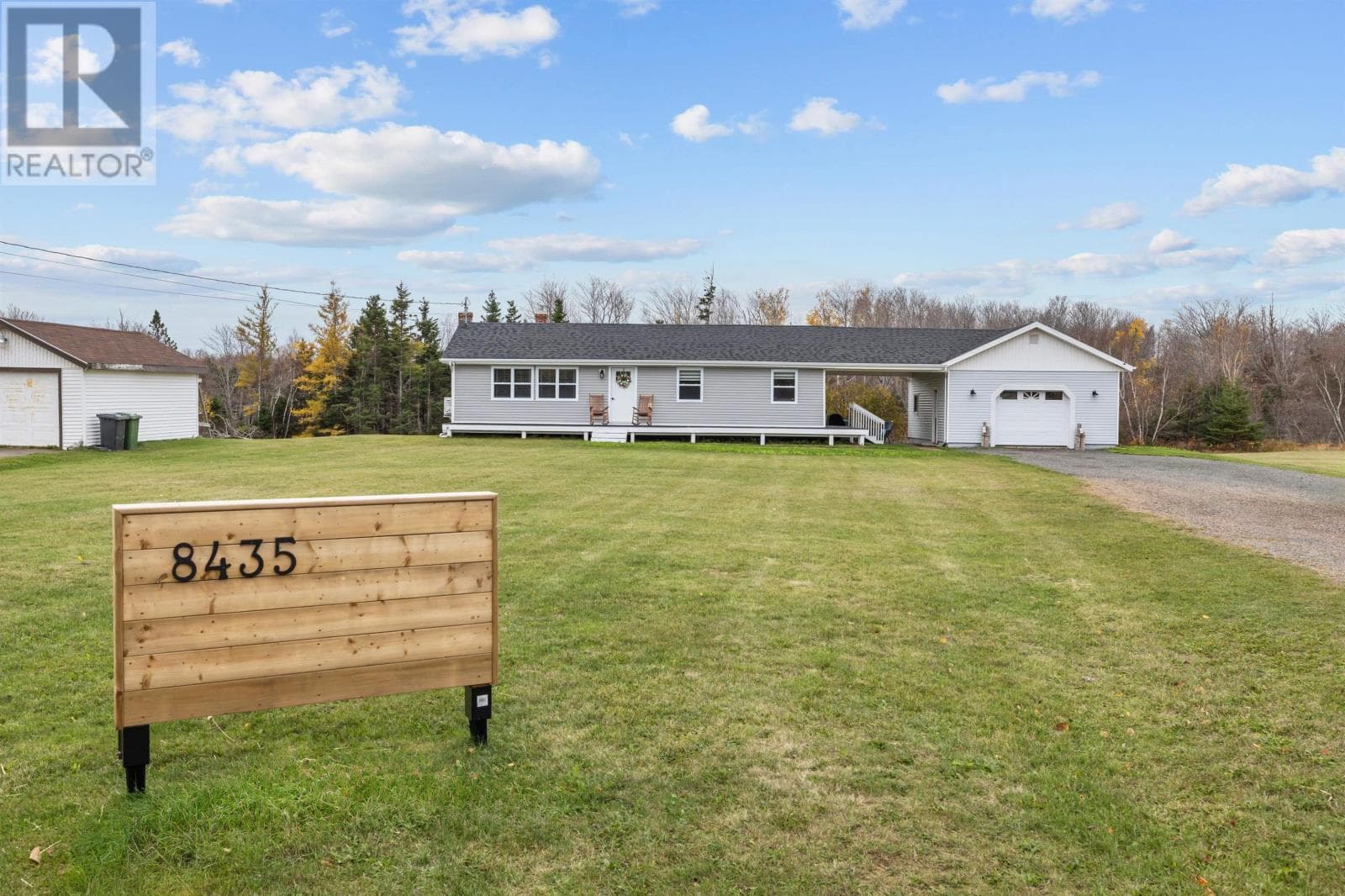 8435 St. Peters Road in 
