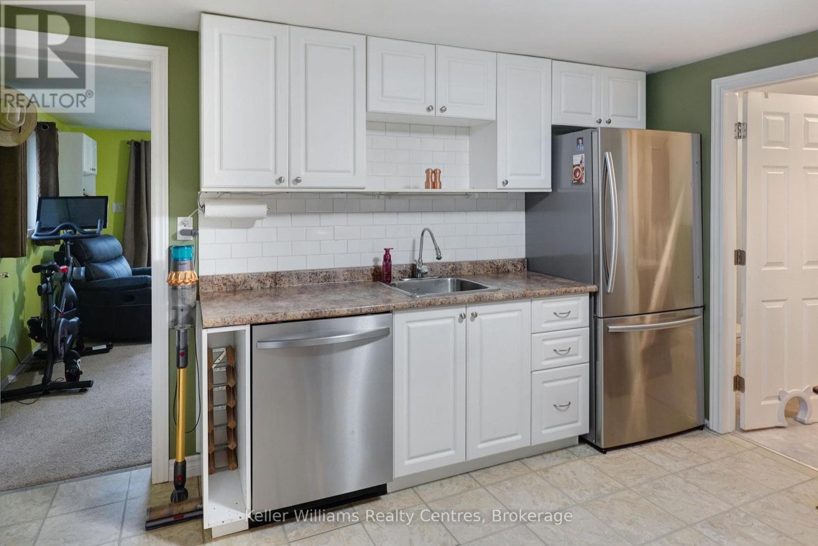 1934 7TH AVENUE E, OnePoint — photo 3