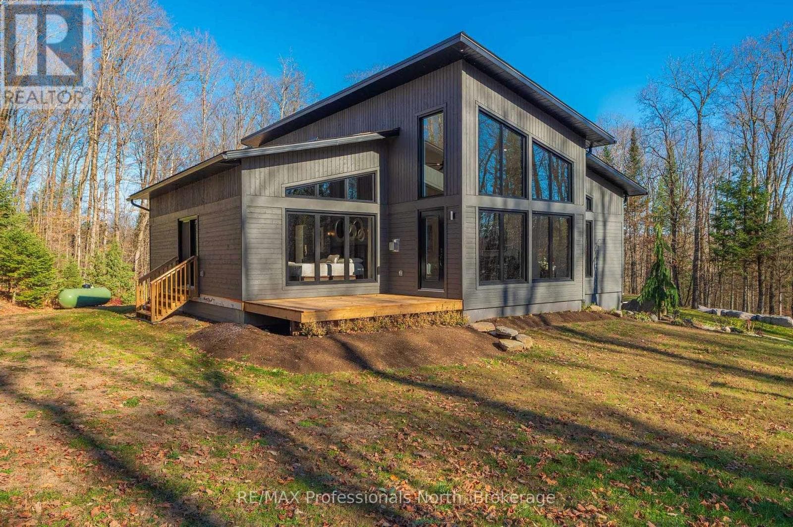 3777 GLAMORGAN ROAD, OnePoint — photo 2