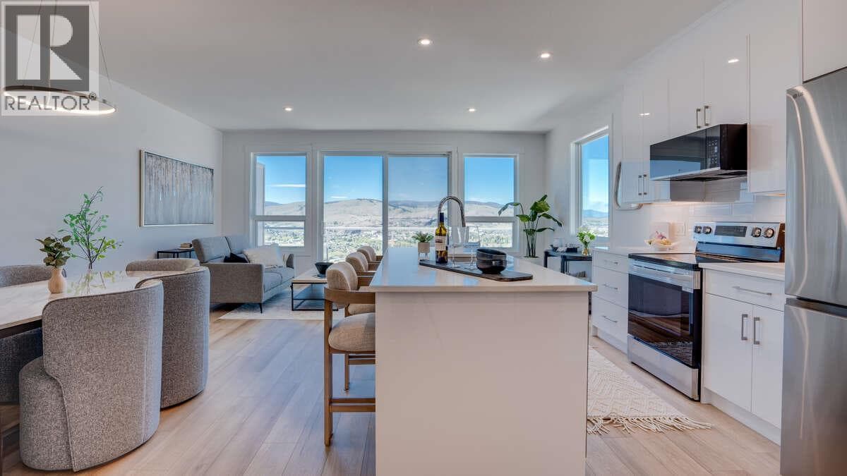 1050 Mt Revelstoke Place Unit# 2, Interior REALTORS® — photo 5