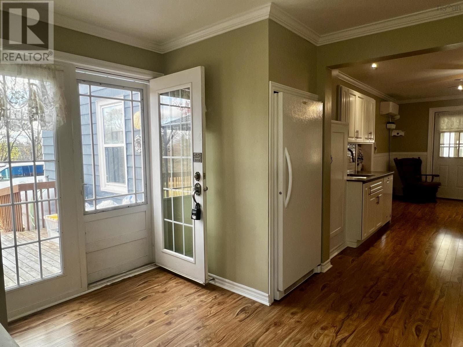 1948 DUFFERIN STREET, NSAR — photo 4