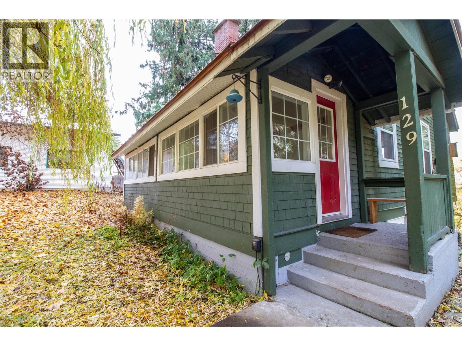 129 Maple Street — photo 2