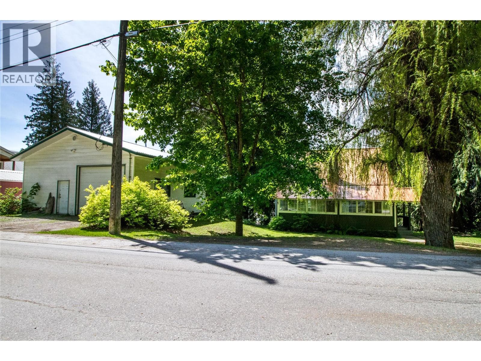 129 Maple Street — photo 3