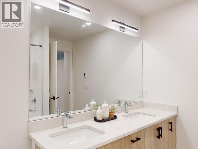 4064 SATURNA AVENUE, Powell River — photo 4