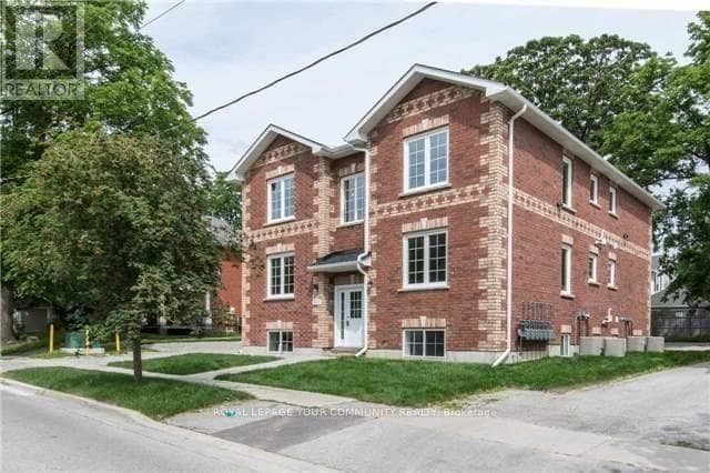 443 TIMOTHY STREET, Toronto — photo 2