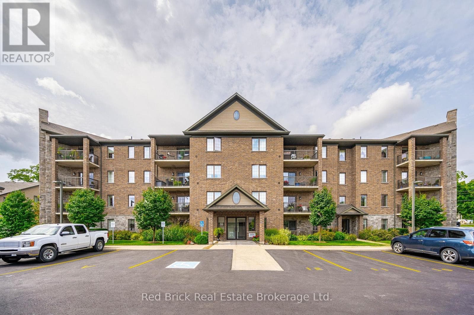 6492 GERRIE ROAD in 