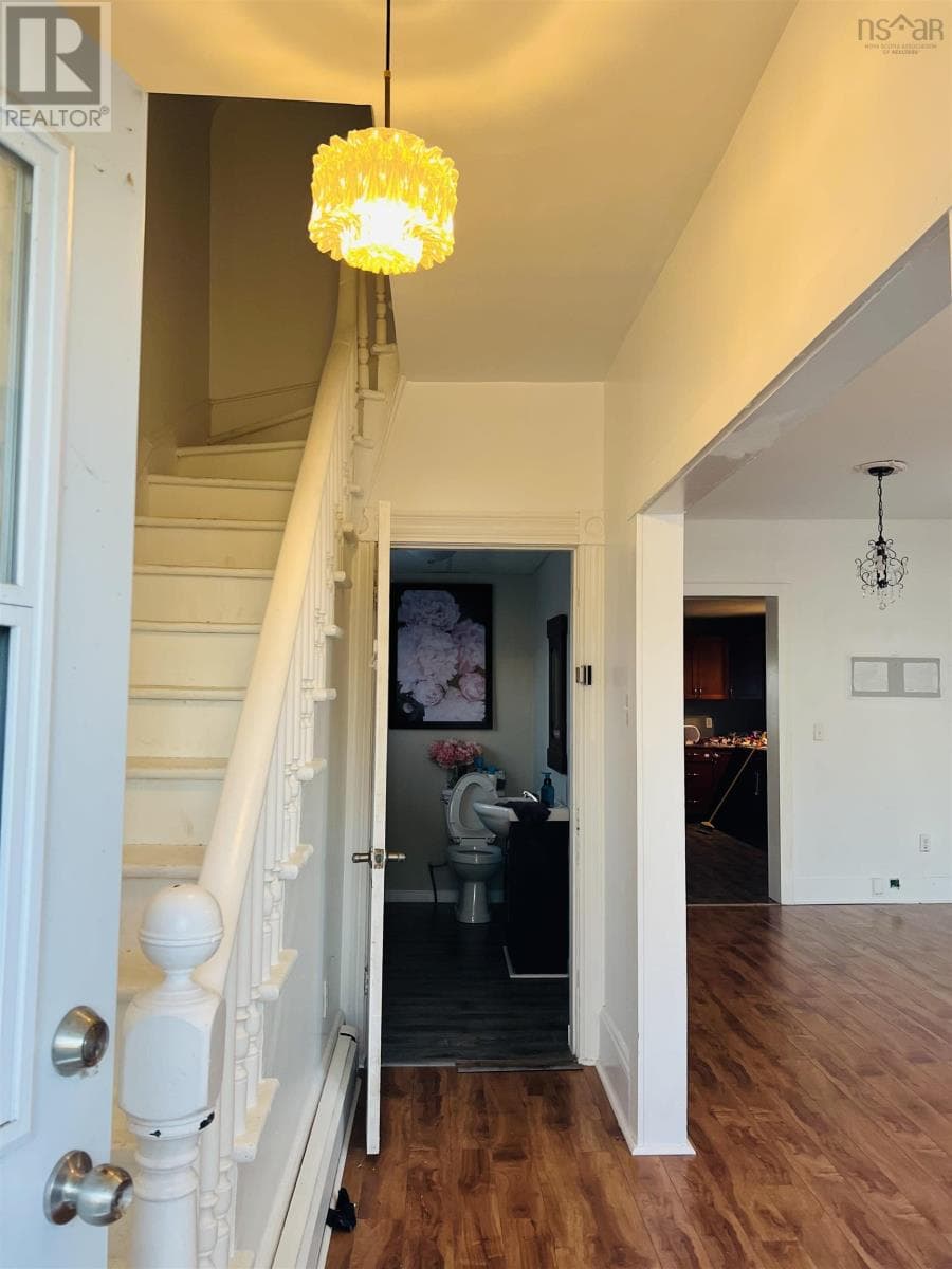 21 PROSPECT STREET, NSAR — photo 2