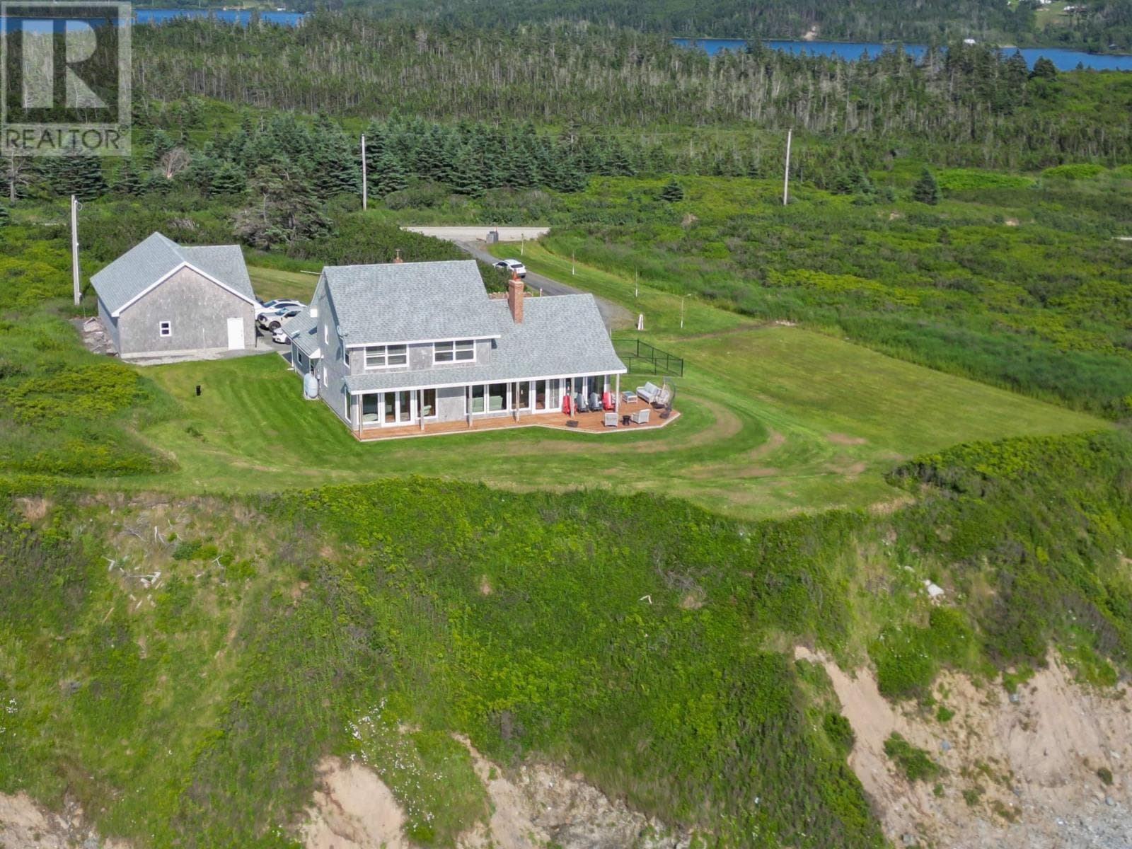 2435 MAIN SHORE ROAD, NSAR — photo 2