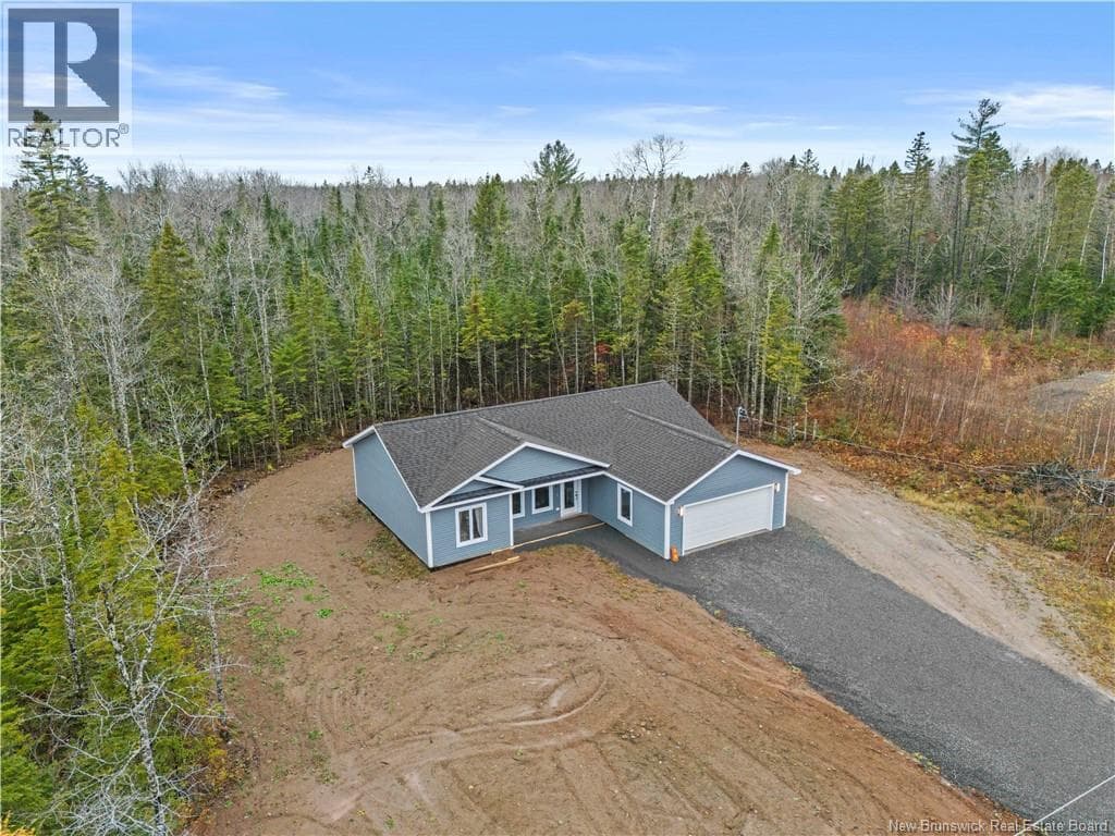 43 Bonnieway Drive, New Brunswick — photo 2