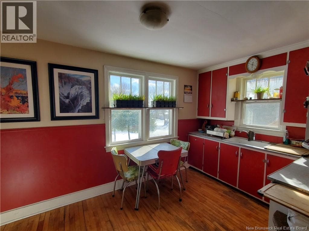 35 PARR STREET, New Brunswick — photo 4