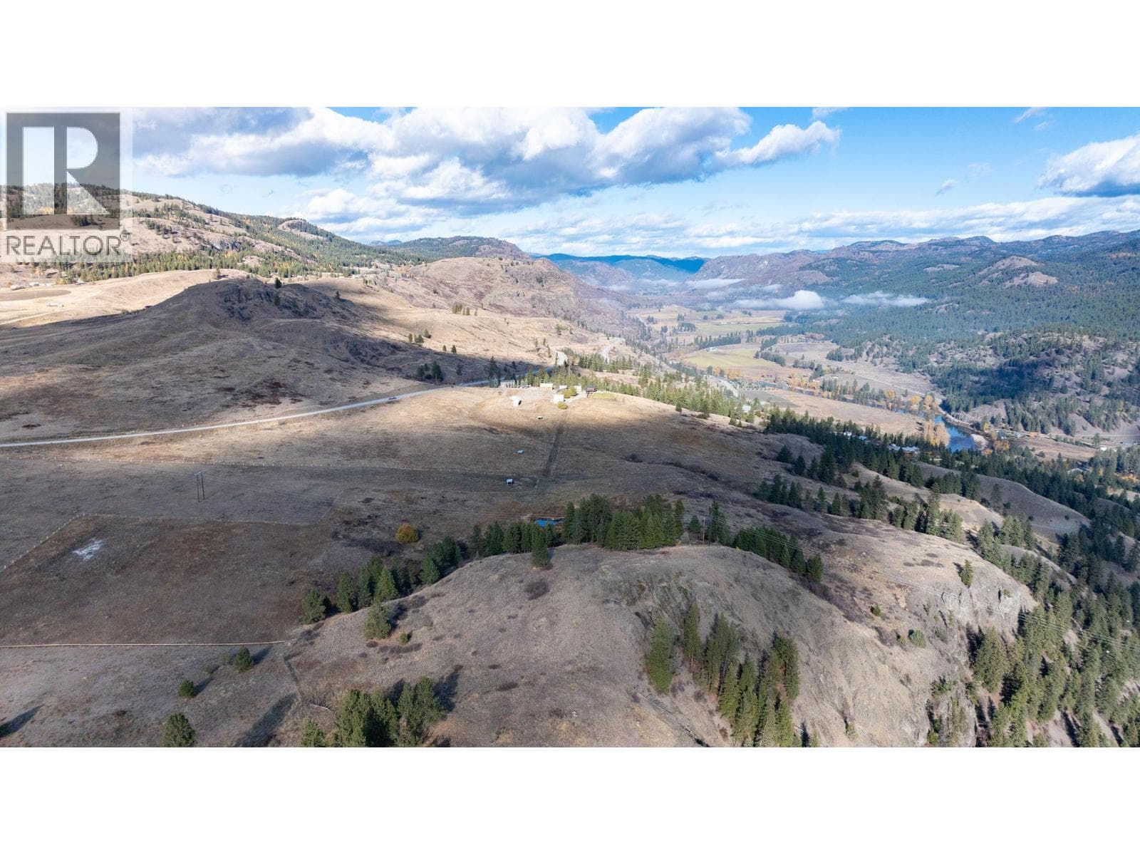 4520 Highway 3, Interior REALTORS® — photo 4
