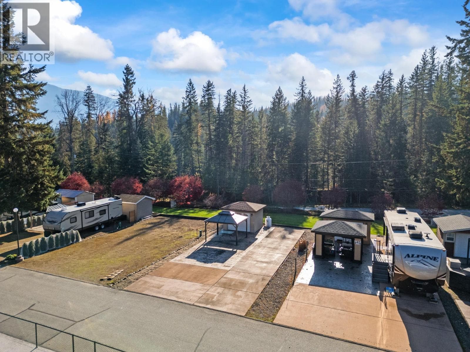 3303 Enderby Mabel Lake Road Unit# RV Lot 3, Interior REALTORS® — photo 5