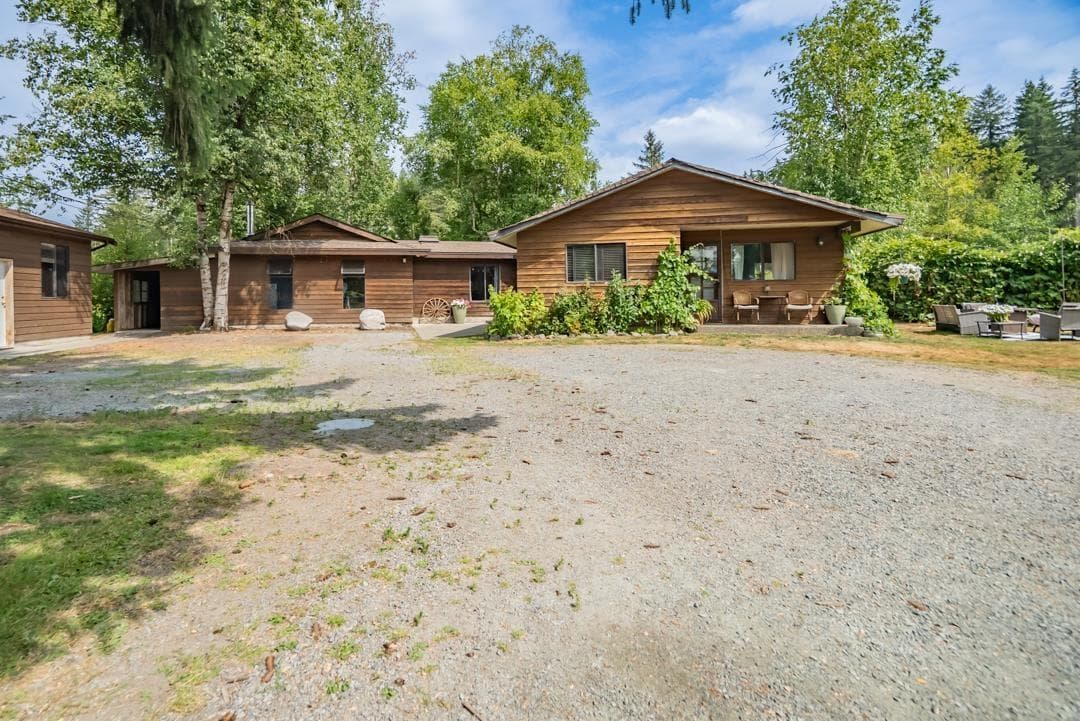 26559 58 AVENUE in 