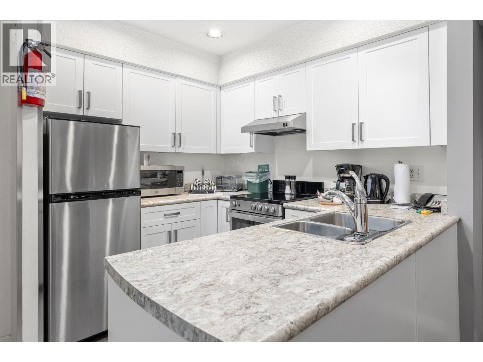 125 2050 LAKE PLACID (WEEK51) ROAD, Greater Vancouver — photo 4