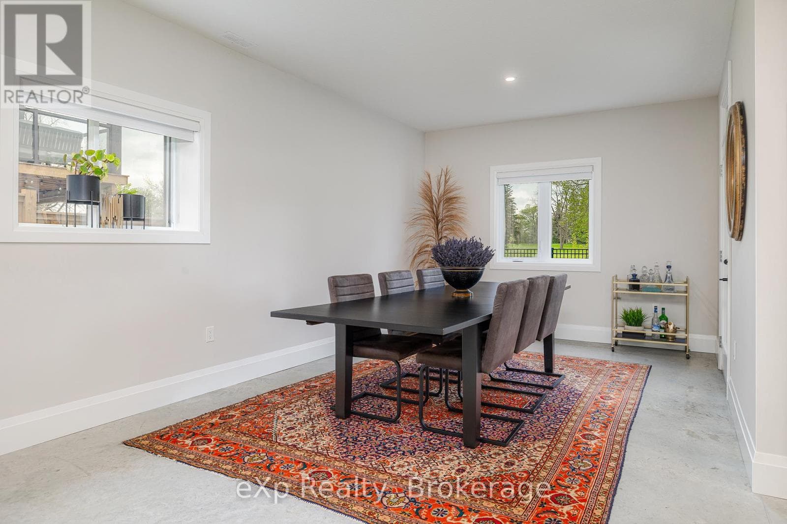 41 GILMER Crescent, OnePoint — photo 4