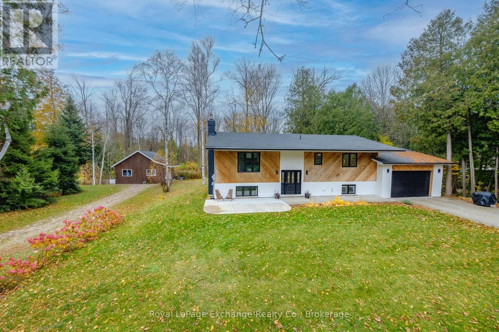 27 DAWSON DRIVE in 