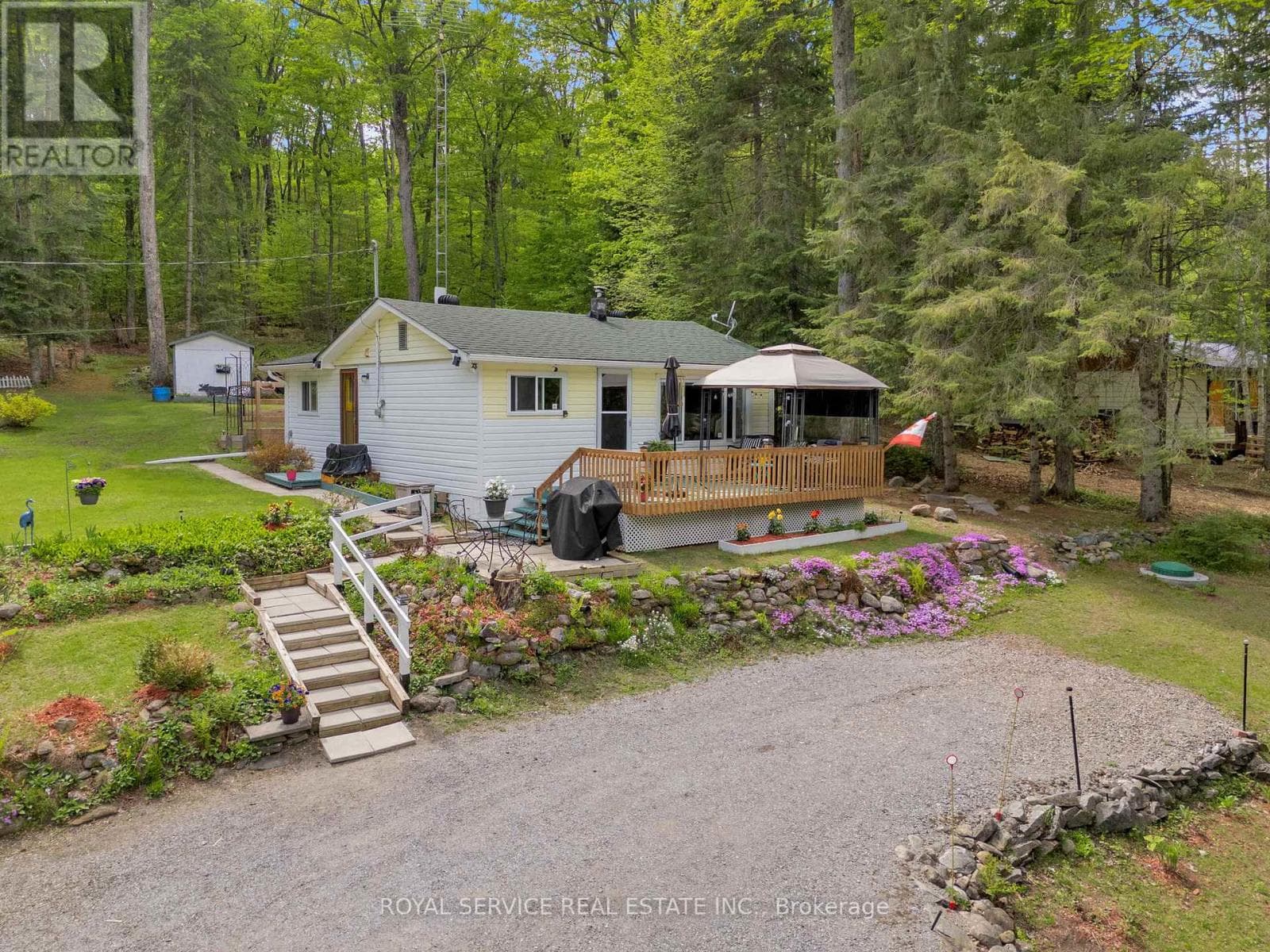 1039 GRACE RIVER ROAD in 