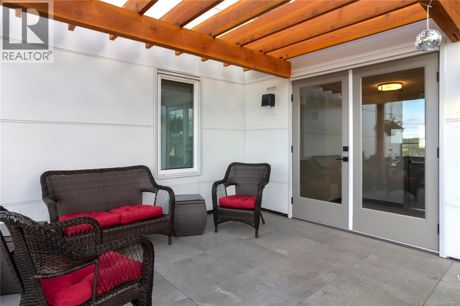 402 201 Dogwood Dr — photo 4