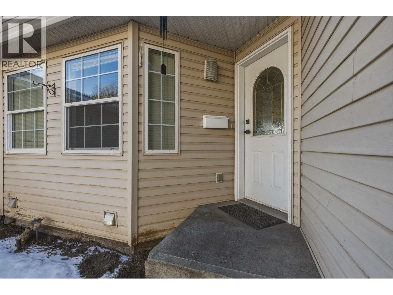 20 350 PEARKES DRIVE — photo 3