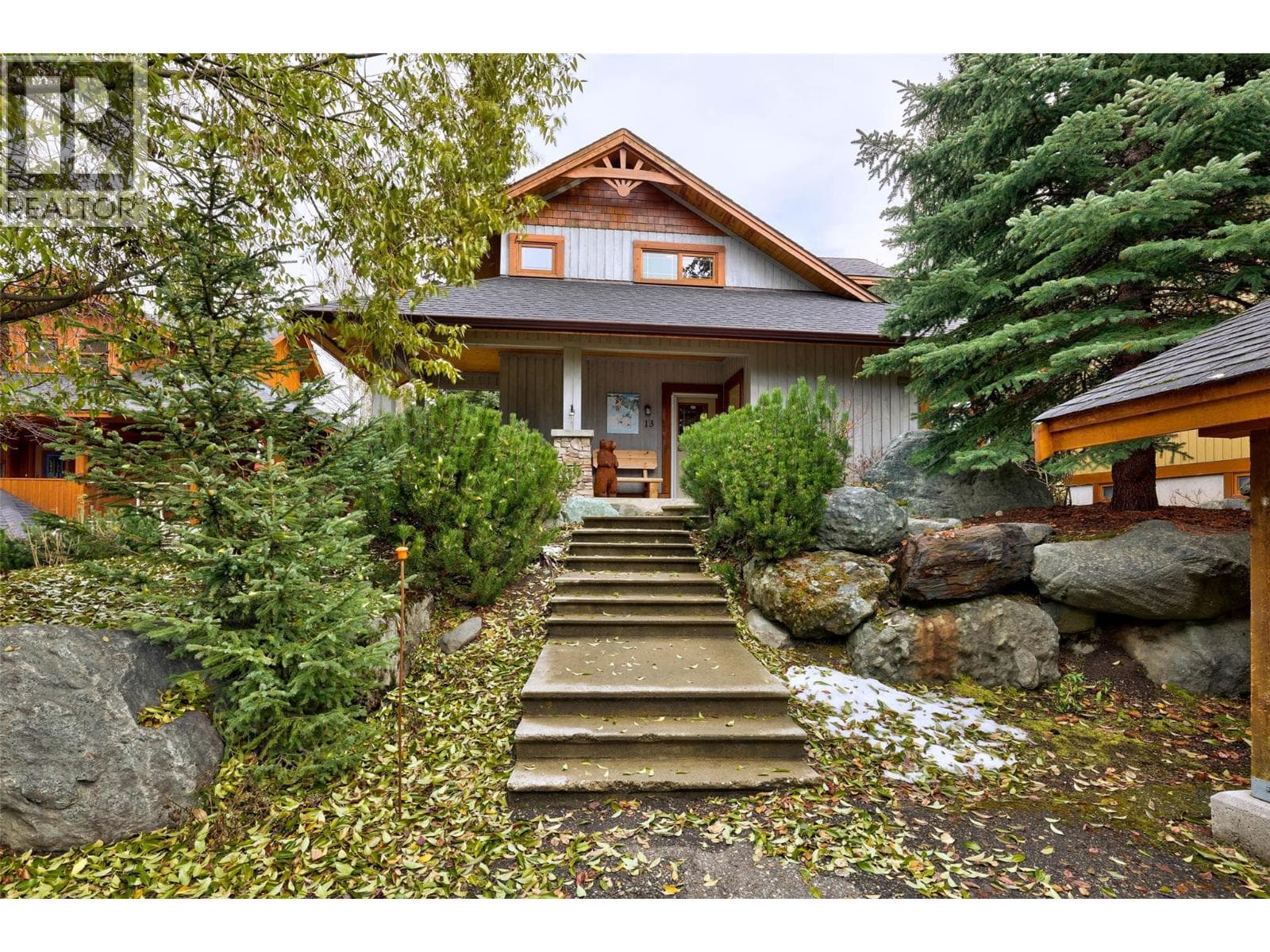 2715 Fairways Drive Unit# 13, Interior REALTORS® — photo 4