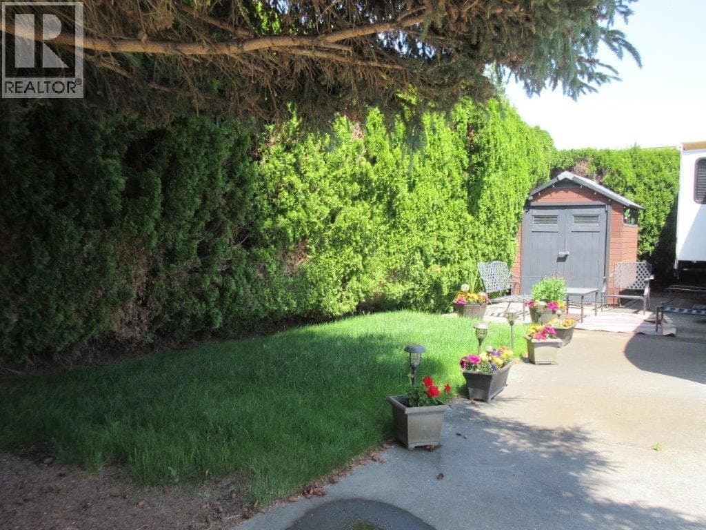 144 415 COMMONWEALTH ROAD, Interior REALTORS® — photo 2