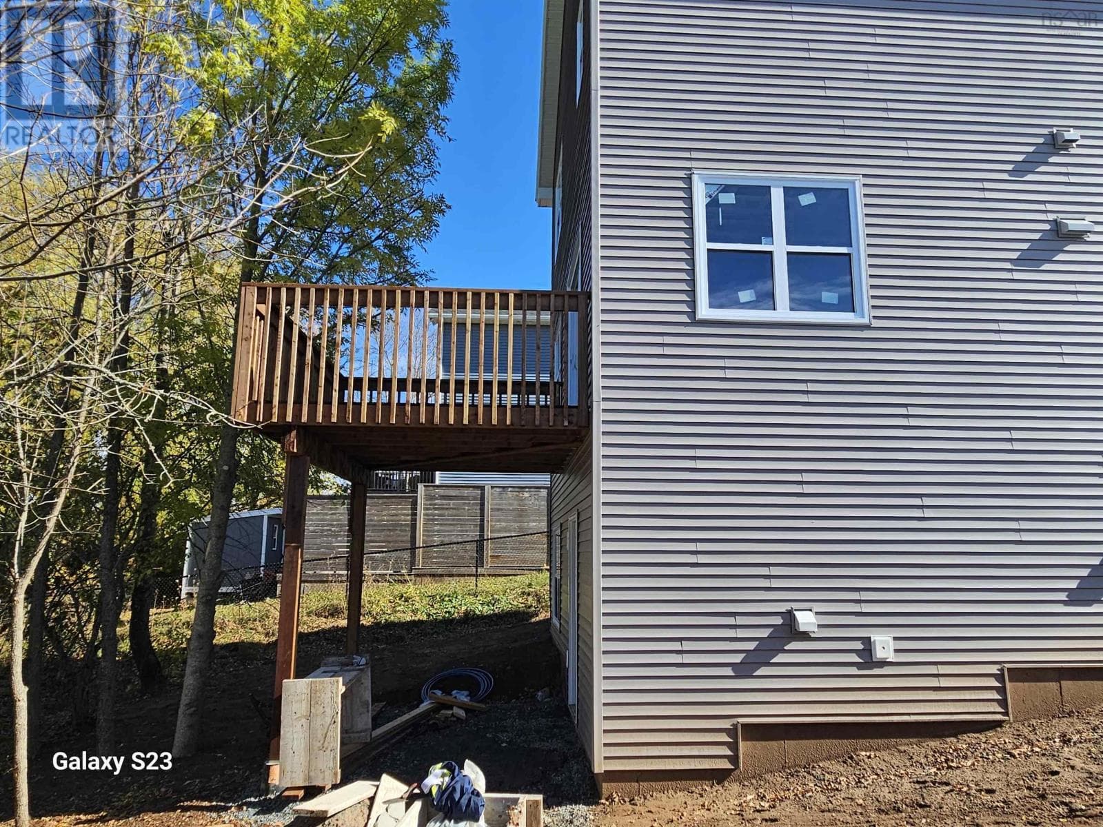 208E BURGESS CRESCENT, NSAR — photo 3