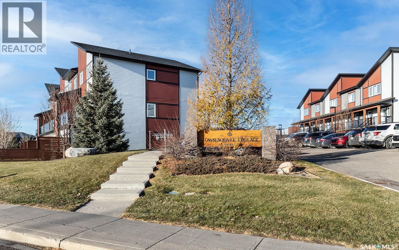 309 102 Manek ROAD in N.E. Development Area
