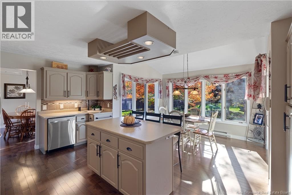 6 SPRUCE GARDEN COURT — photo 4