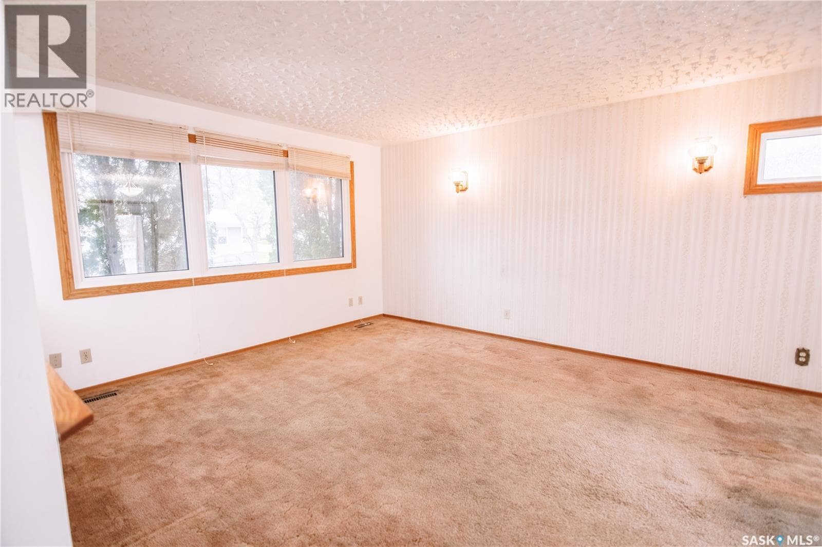 31 TRIFUNOV CRESCENT — photo 5