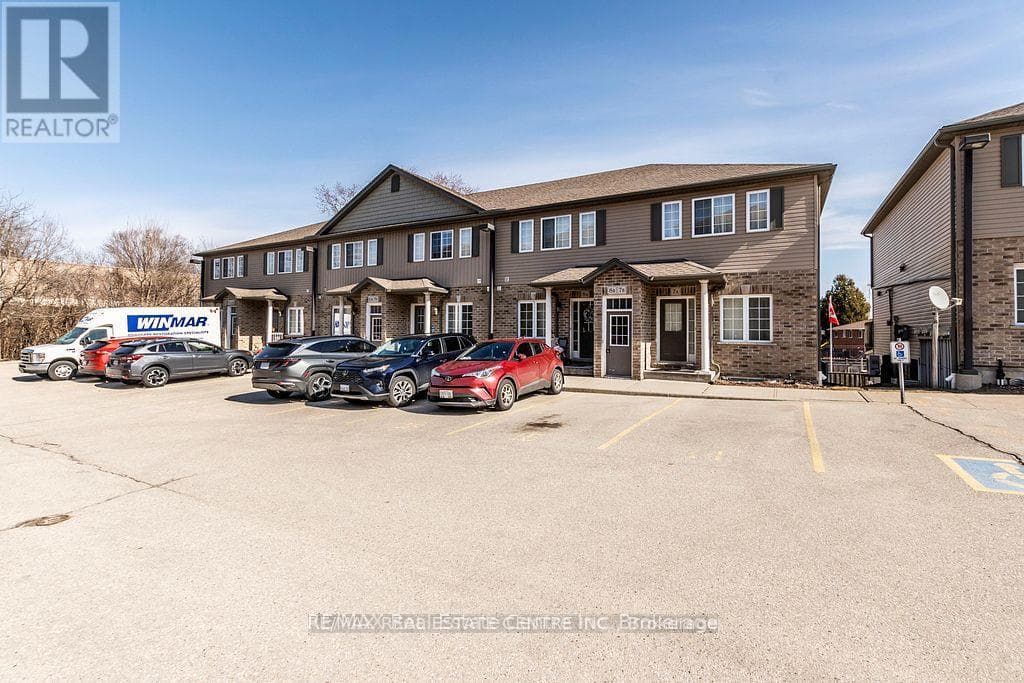 8B - 38 HOWE DRIVE in Alpine/Laurentian