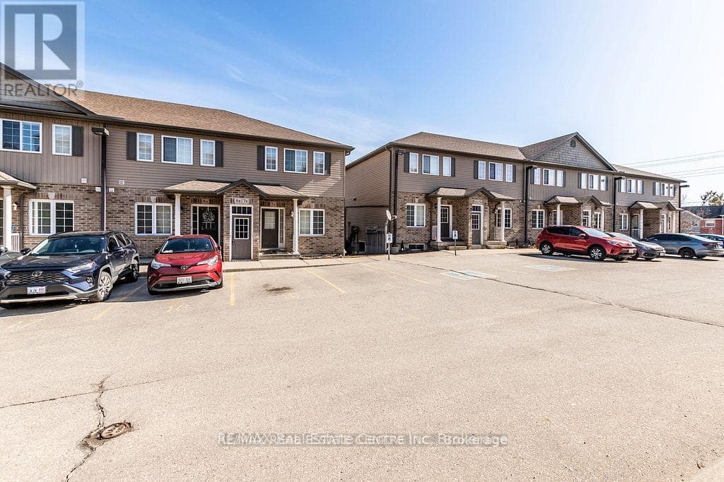 8B - 38 HOWE DRIVE, Toronto — photo 2