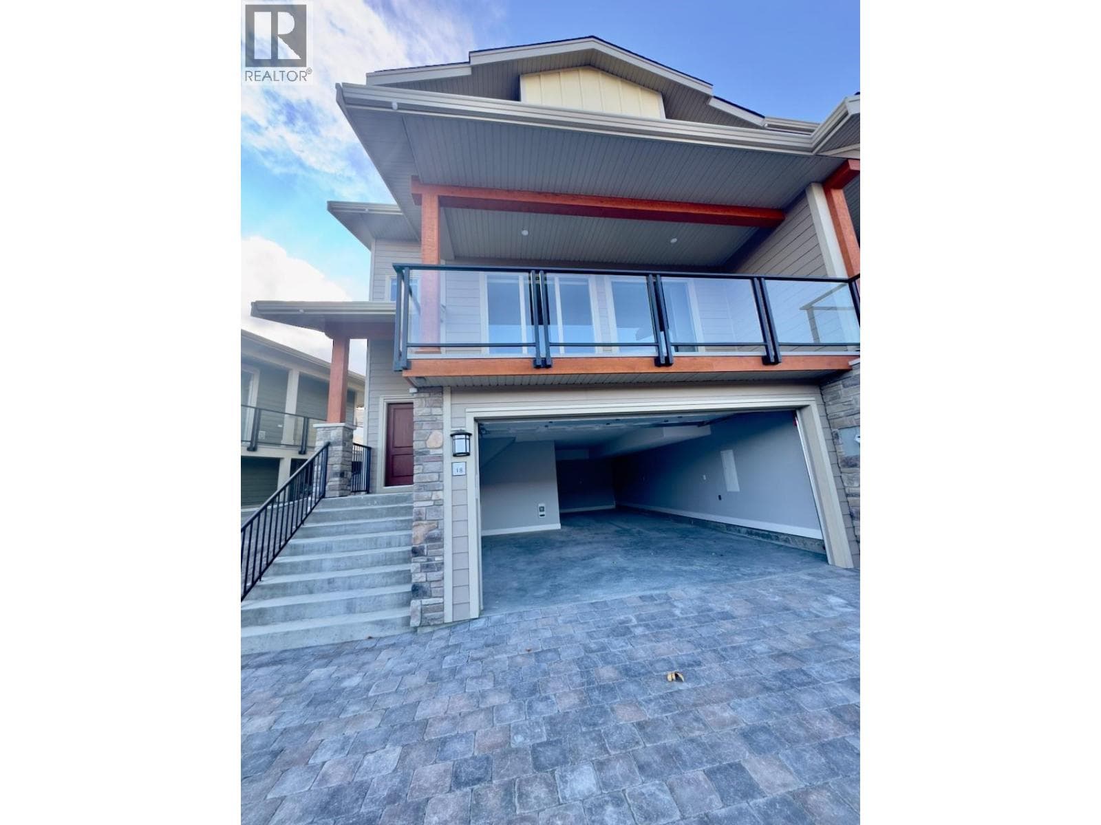 130 Colebrook Rd Road Unit# 18, Interior REALTORS® — photo 4