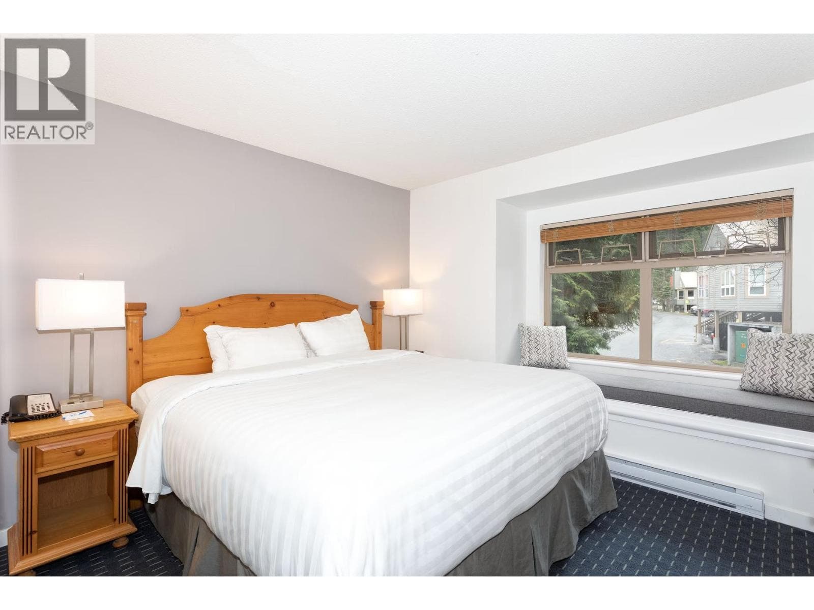 117 2050 LAKE PLACID(WEEK 51) ROAD, Greater Vancouver — photo 2