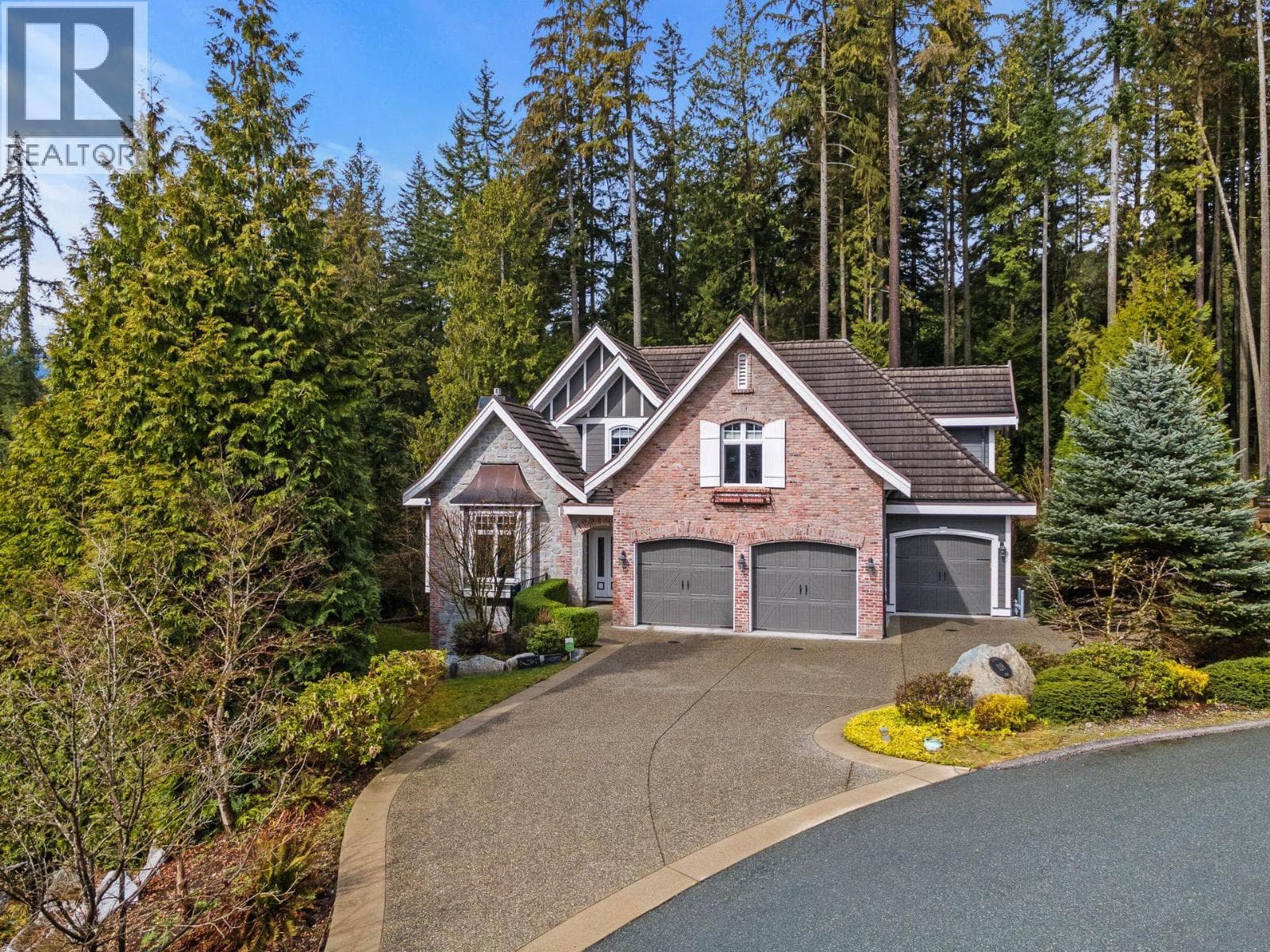 128 DEERVIEW LANE in Anmore